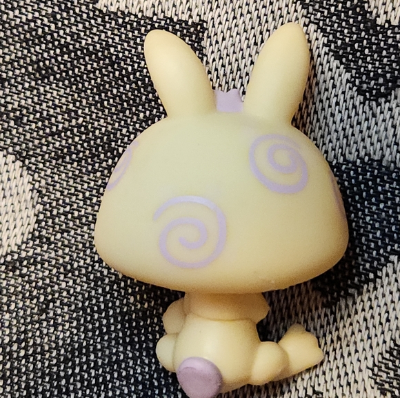 Littlest Pet Shop LPS Figure Hasbro Dwarf Rabbit #471 From Pet Nooks Set - Picture 6 of 10